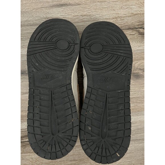 Nike Youth Air Jordan AJ1 Mid SE  Beige Suede  Sneakers DZ5370-102 Size 7Y - Picture 8 of 8